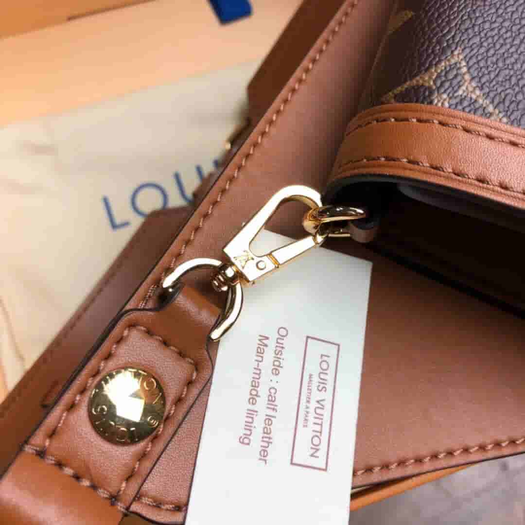 迪奥/Dior 2019早春限量版七色堇刺绣Mini Lady手提包