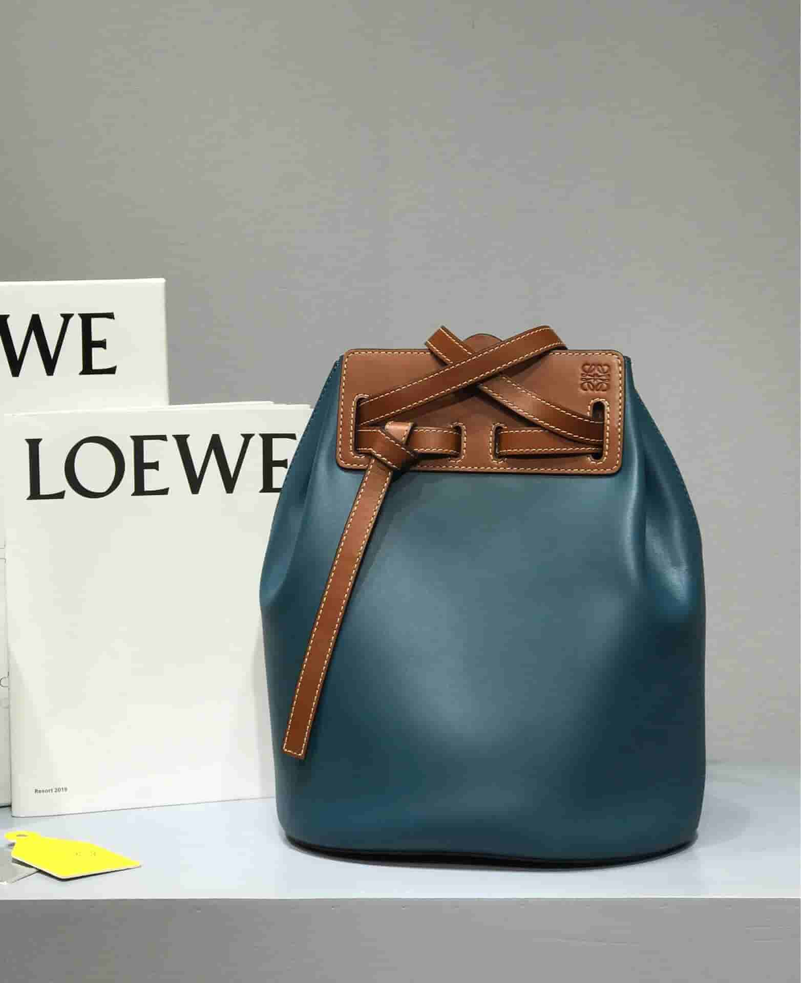 Loewe羅意威小號幾何包 Puzzle Small Bag Sand/Mink Colour 顆粒小牛皮-Qatar Kuwait ...