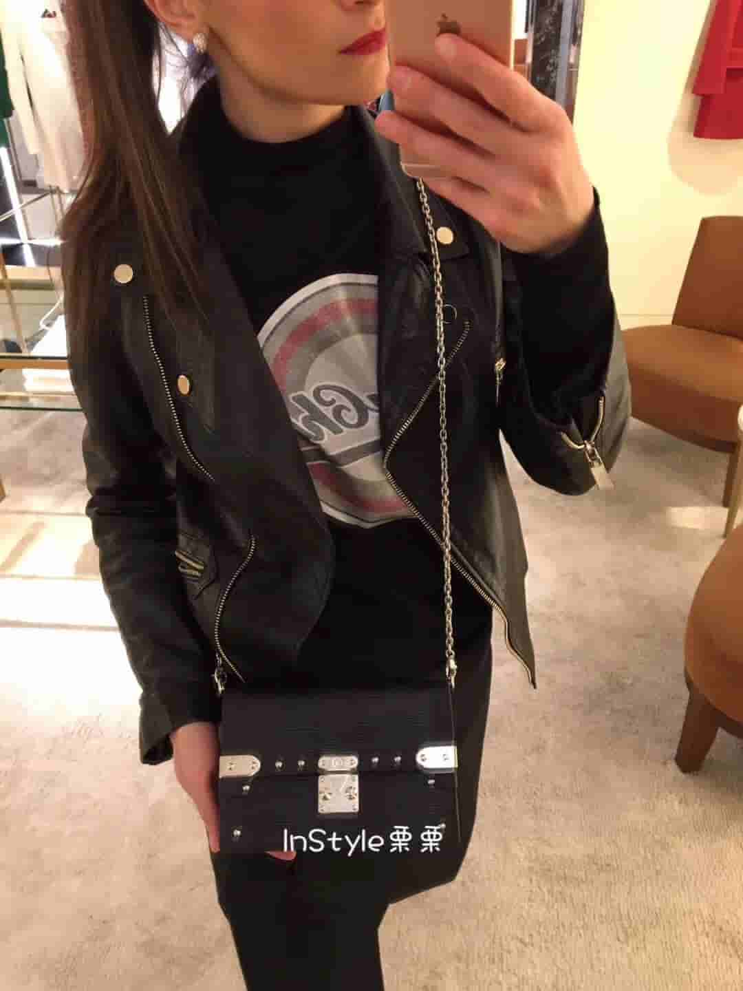 LV M67507 Trunk黑色翻盖单肩链条包