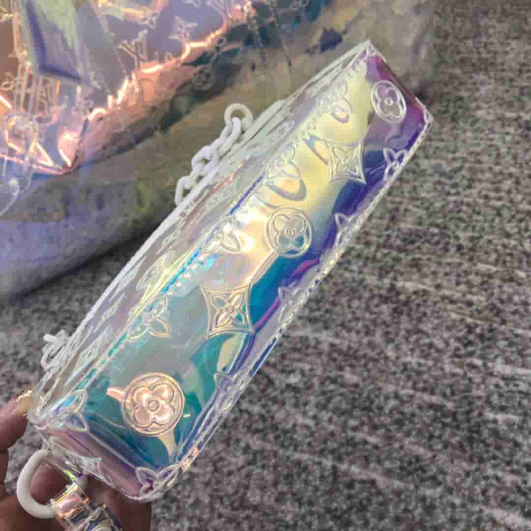 LV 19新款限量男士炫彩PVC透明链条手拿包 M55261