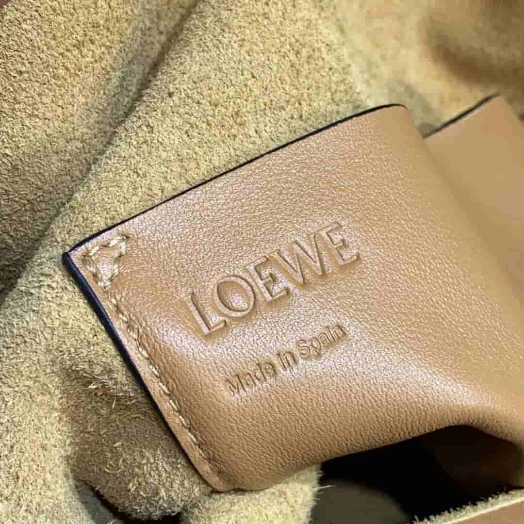 Loewe/罗意威 2019新款Hobo和尚包/尼姑包