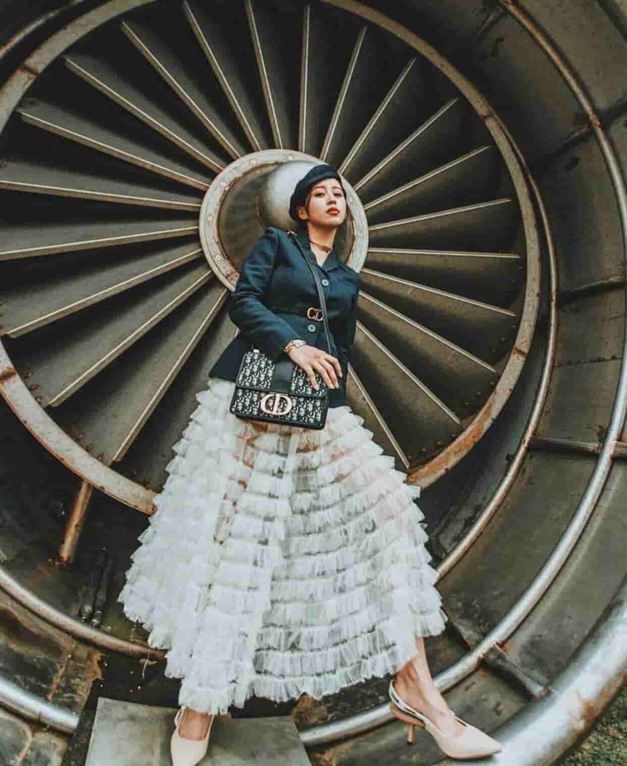 Dior迪奥 19新款30 MontaigneCD扣翻盖邮差包蒙田包单肩包斜跨包