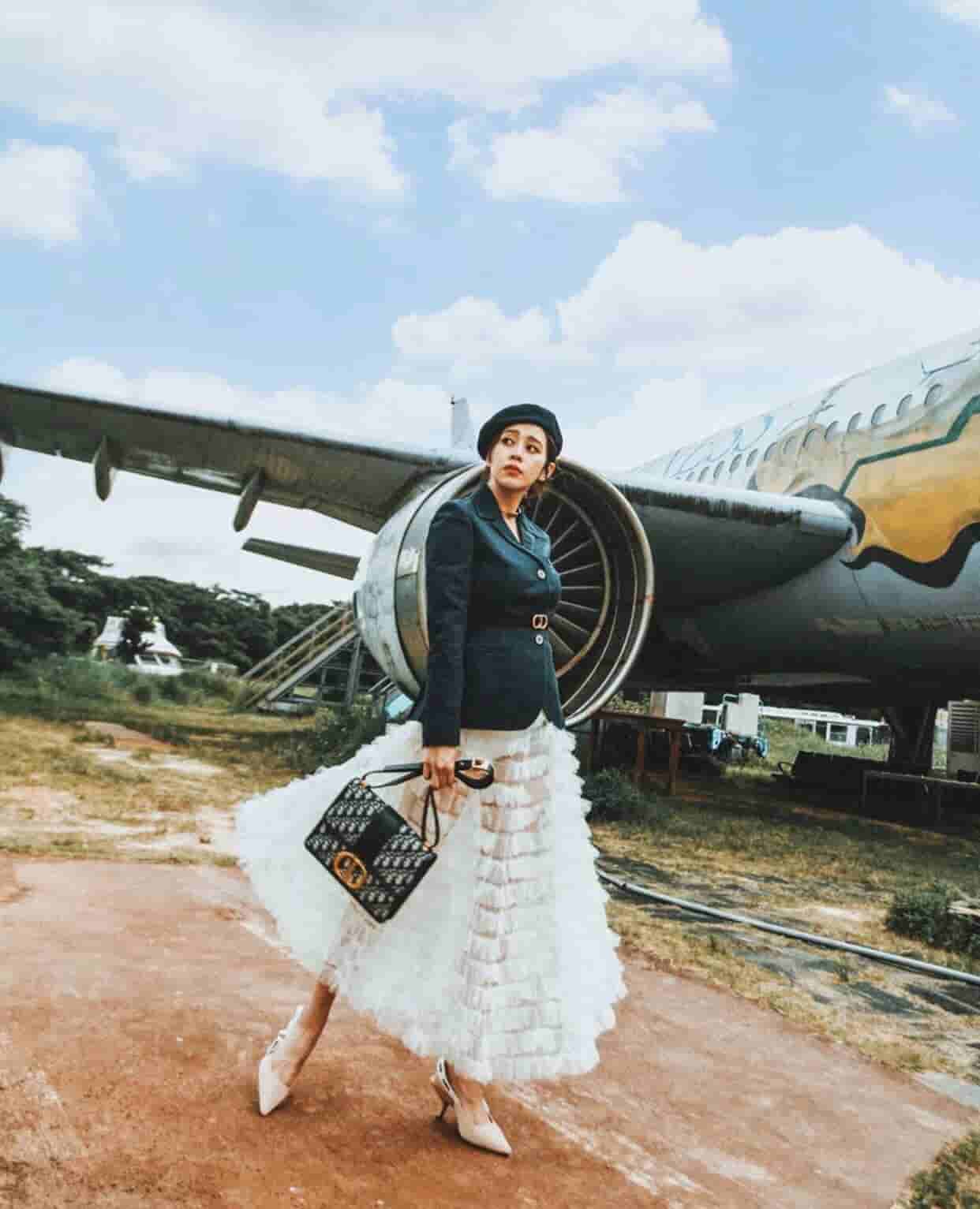 Dior迪奥 19新款30 MontaigneCD扣翻盖邮差包蒙田包单肩包斜跨包