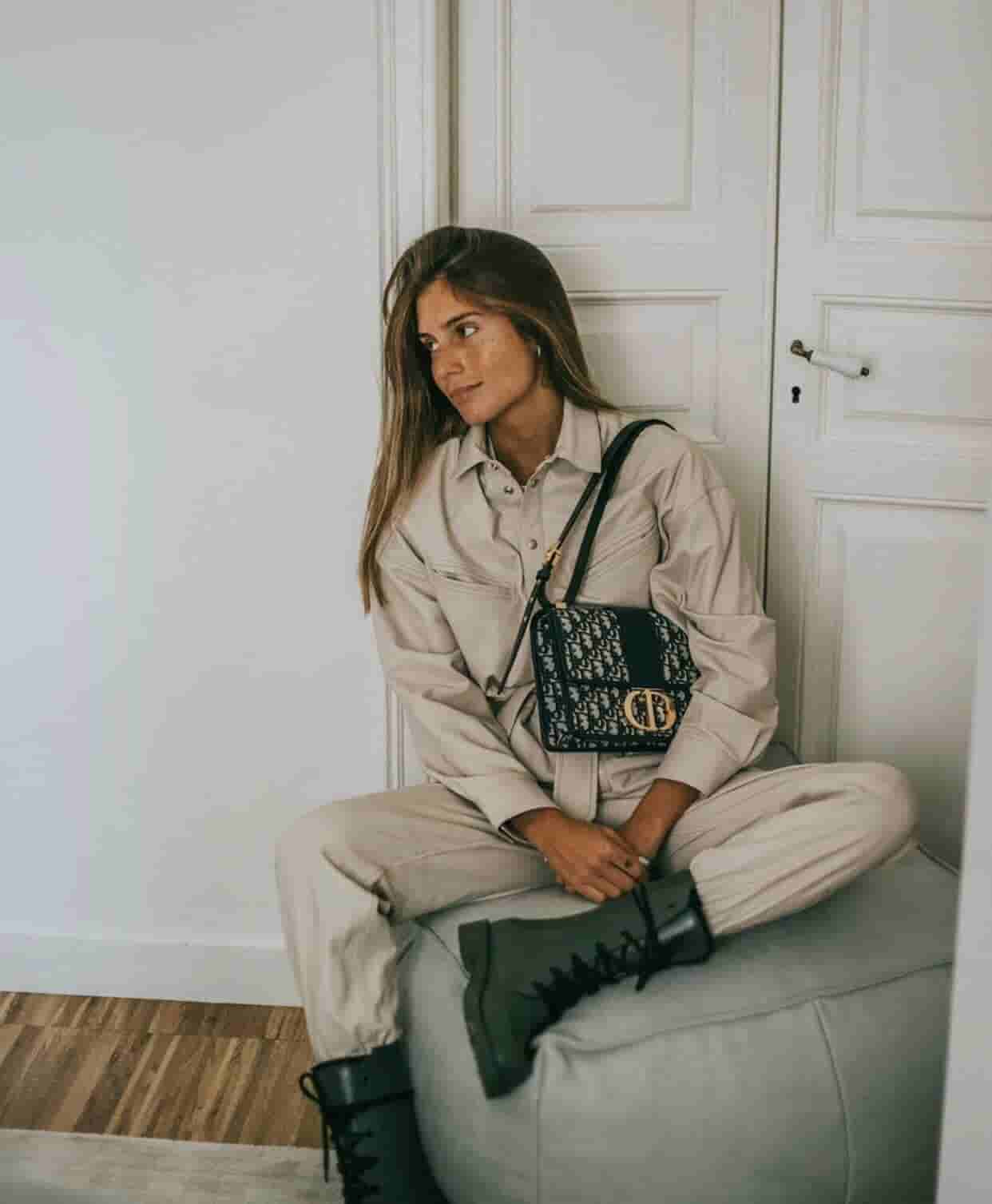 Dior迪奥 19新款30 MontaigneCD扣翻盖邮差包蒙田包单肩包斜跨包