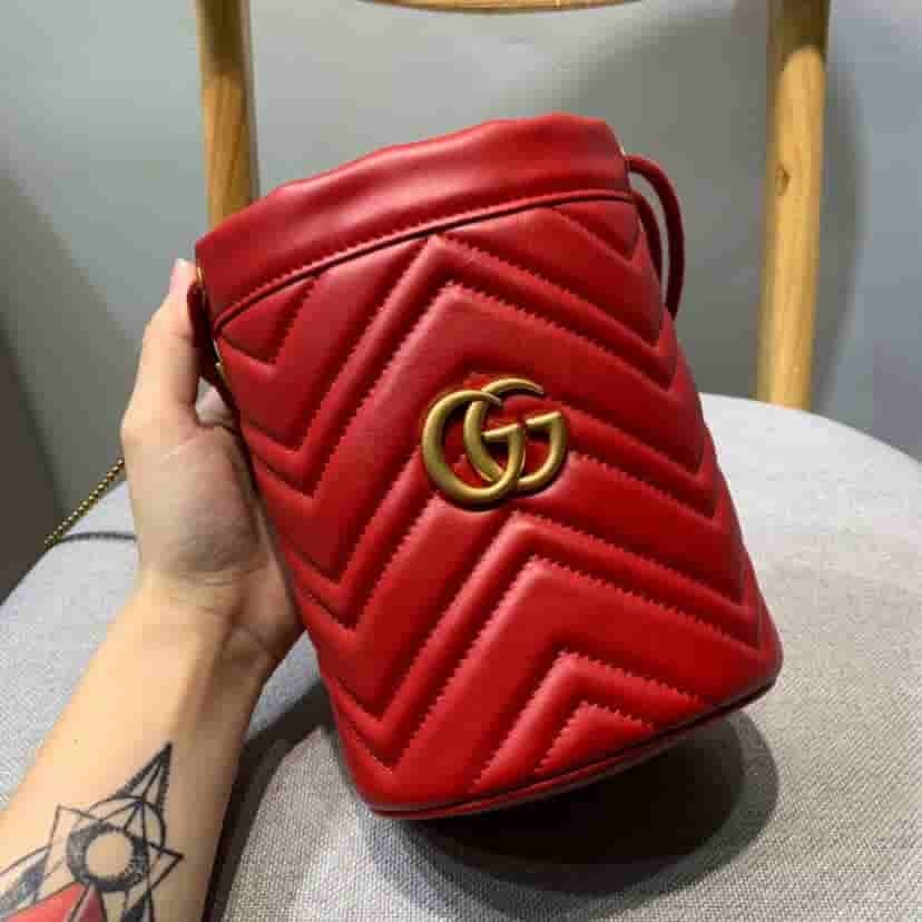 Gucci/古驰 GG Marmont 系列迷你水桶包 575163