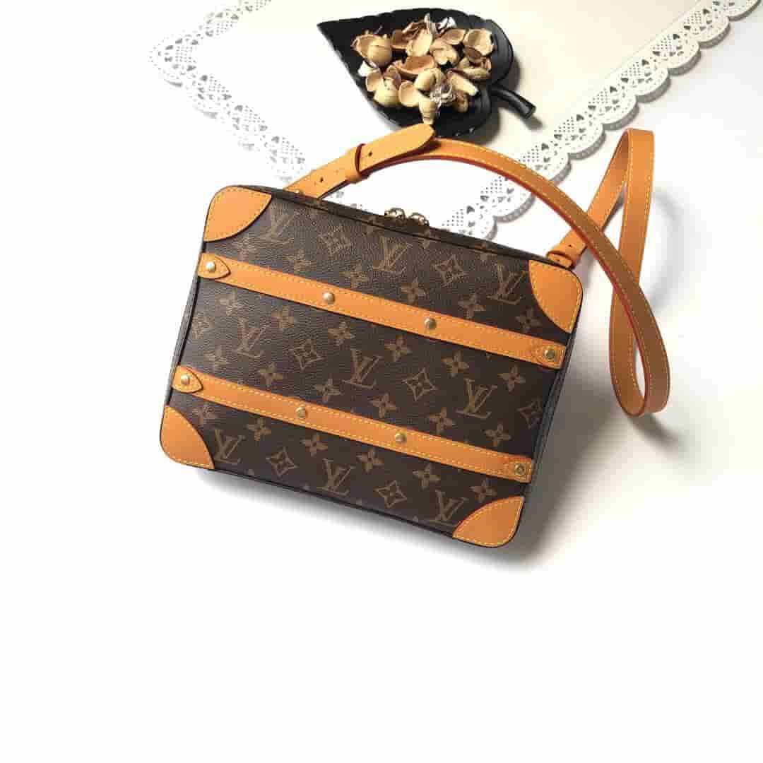 LOUIS VUITTON Shoulder Bag M68494 Soft Trunk Messenger PM monogram