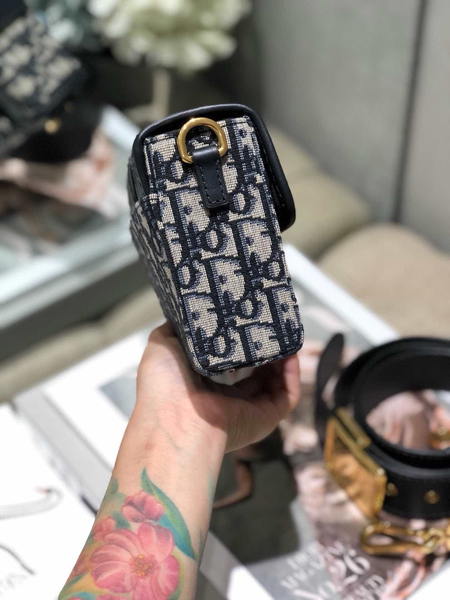 Dior/迪奥 30 MONTAIGNE提花帆布BOX款手袋 M9204UTZQ_M928