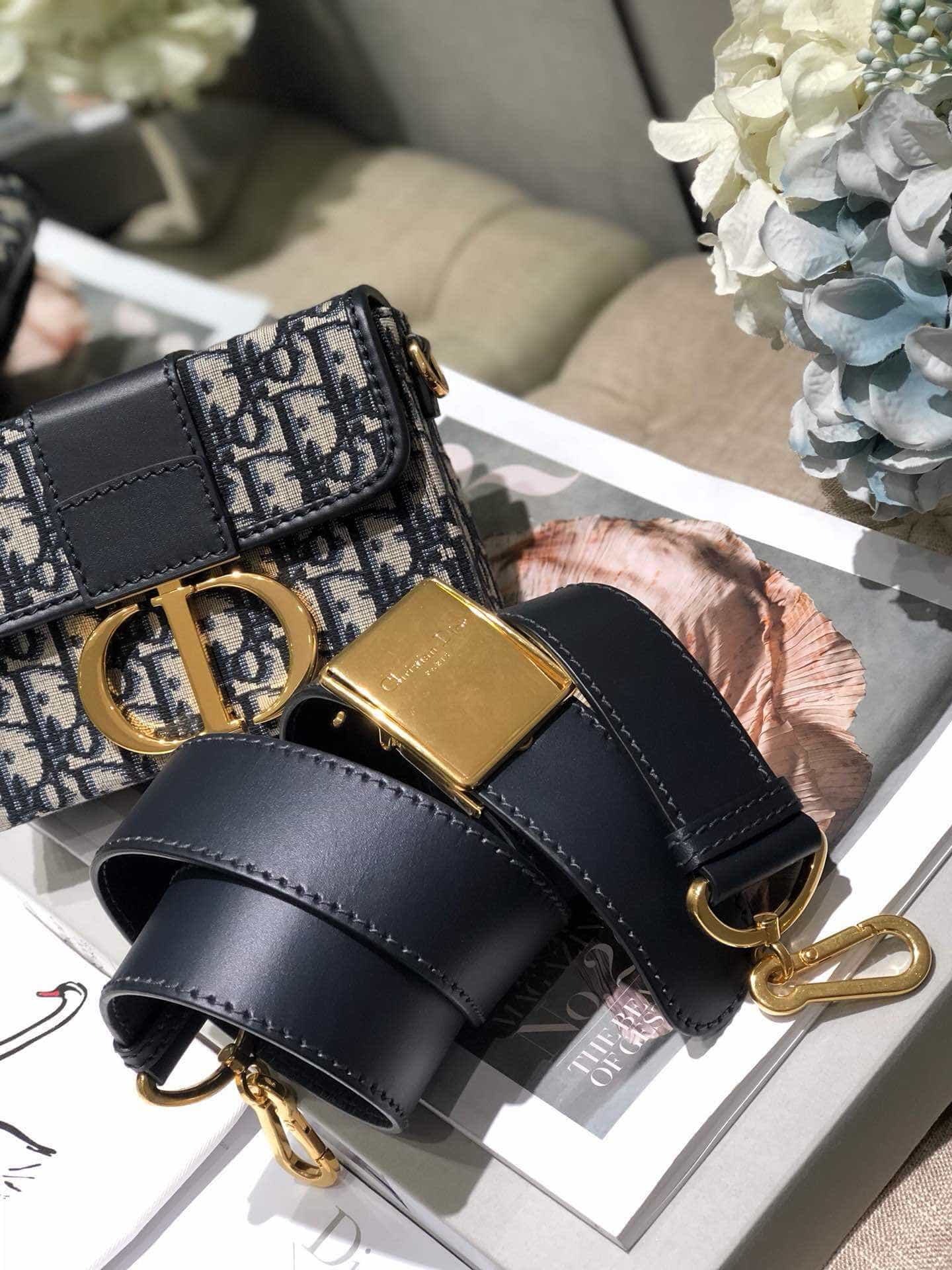 Dior/迪奥 30 MONTAIGNE提花帆布BOX款手袋 M9204UTZQ_M928