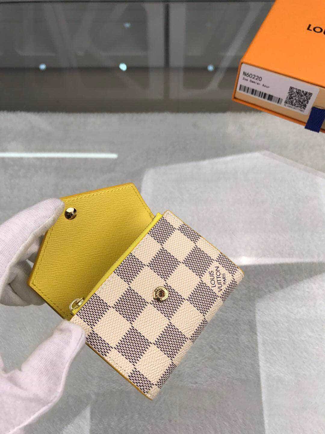 LV 菠萝黄ZOÉ钱夹 N60220