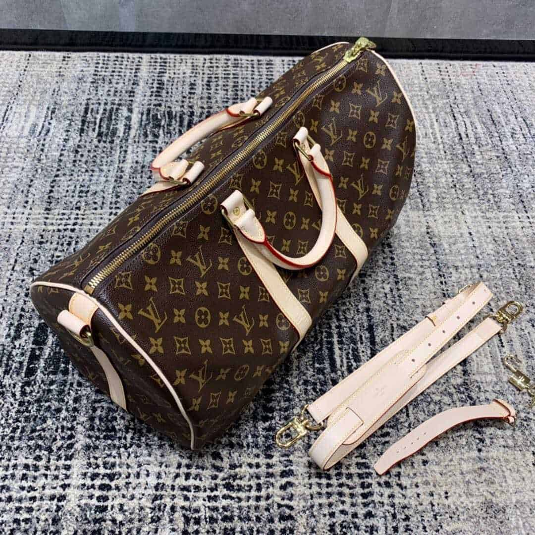 Used Louis Vuitton Wristlet  Natural Resource Department