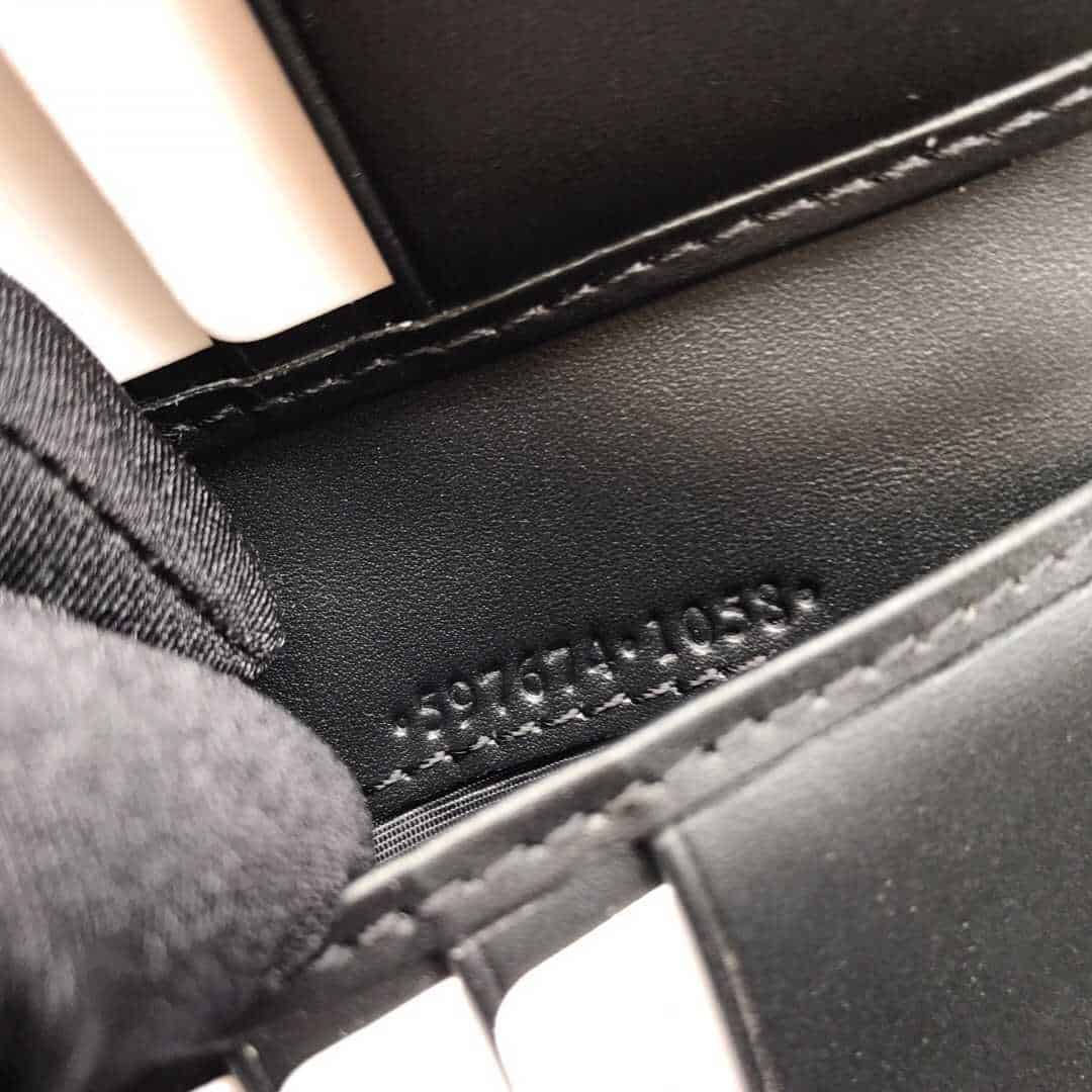 Gucci/古驰 饰Gucci锋刃刺绣钱包 597674 DTDTN 1058
