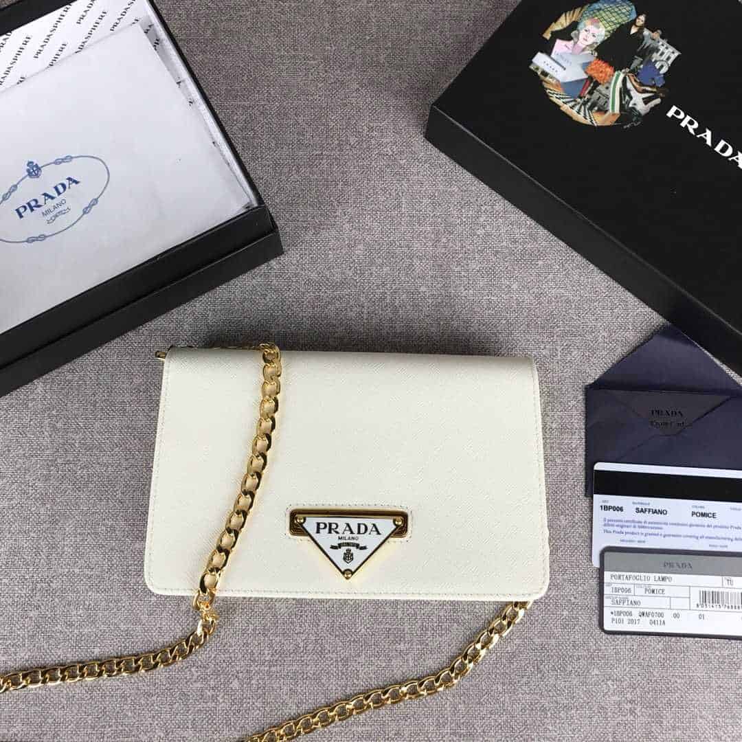 Prada/普拉达 Saffiano 皮革单肩包 1BP006