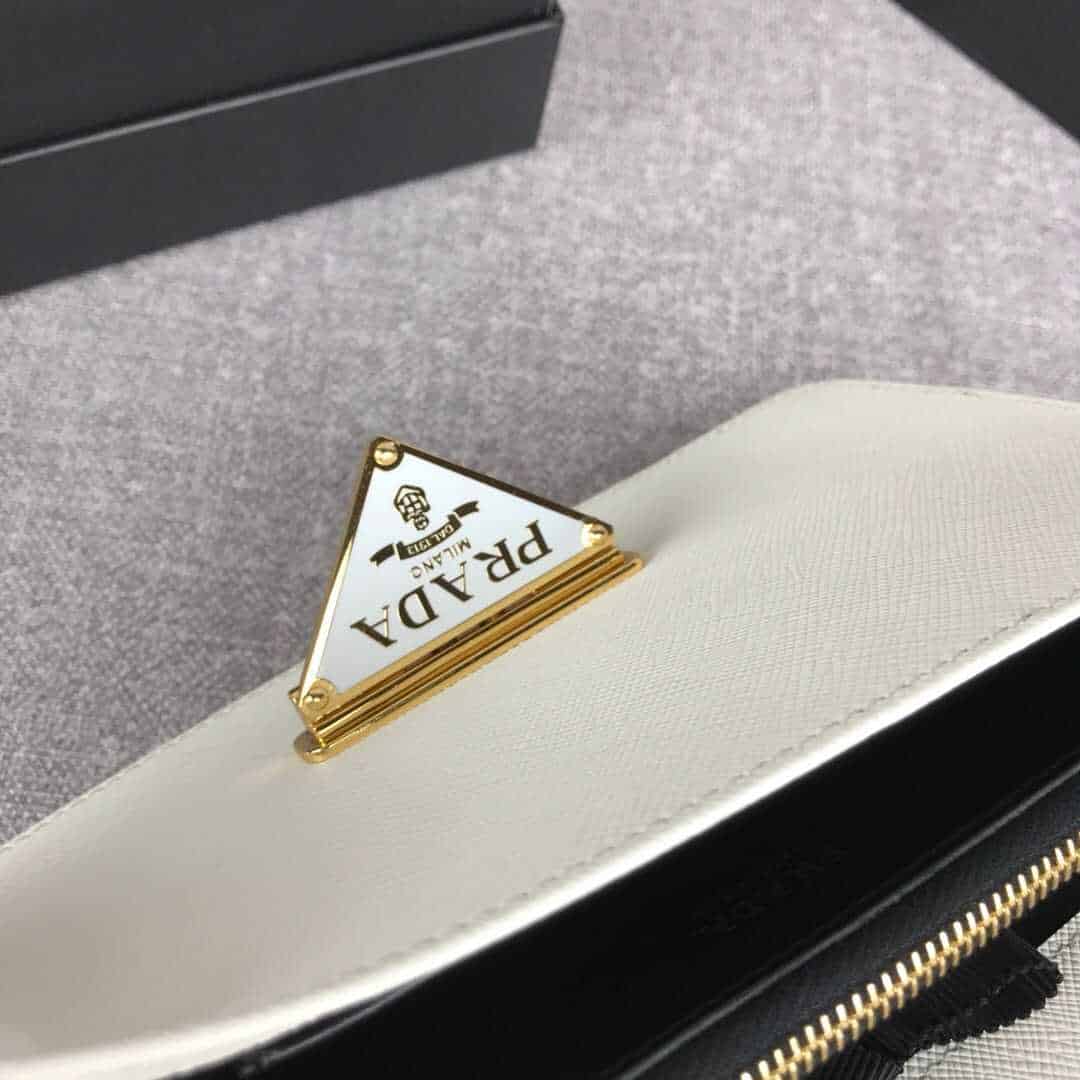 Prada/普拉达 Saffiano 皮革单肩包 1BP006