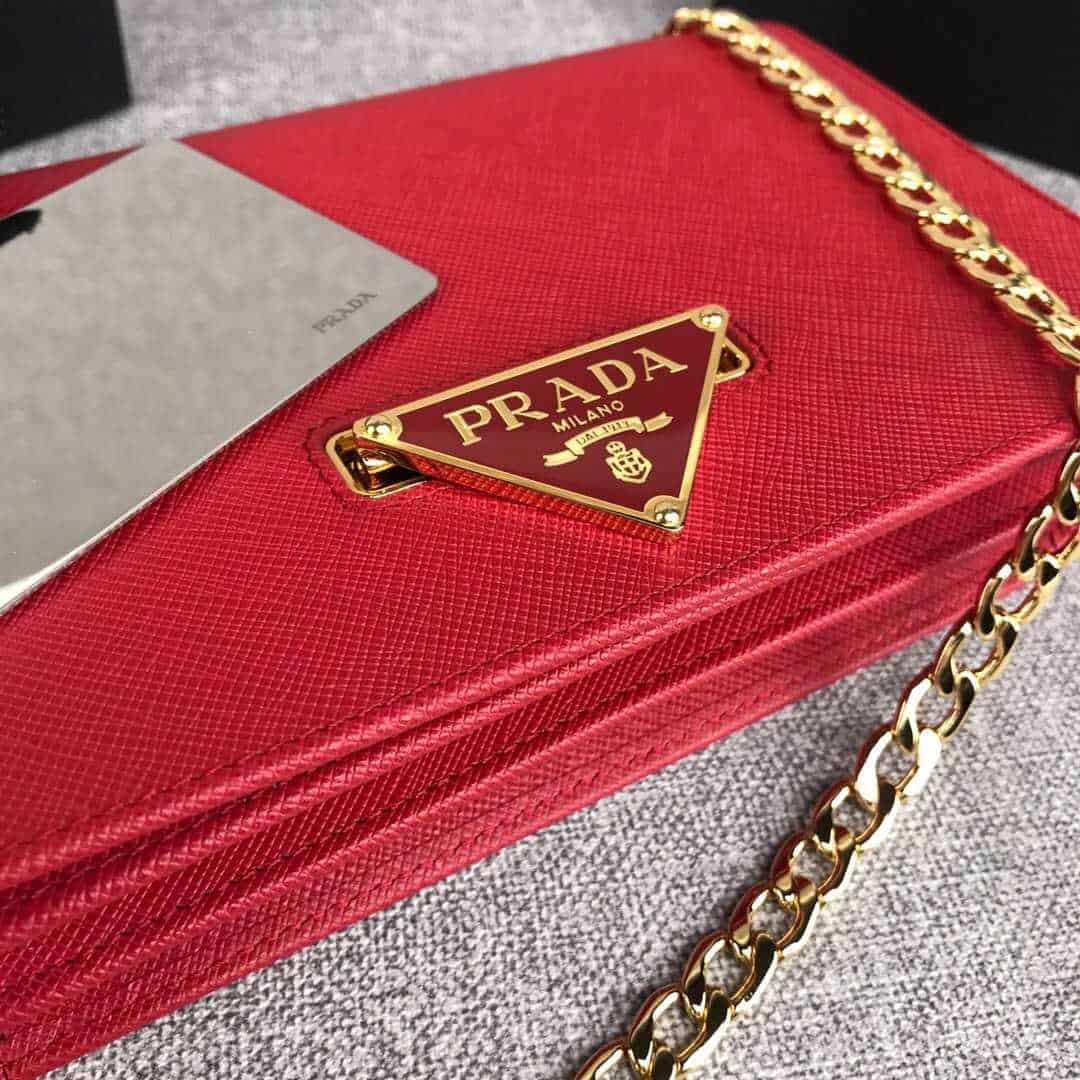 Prada/普拉达 Saffiano 皮革单肩包 1BP006