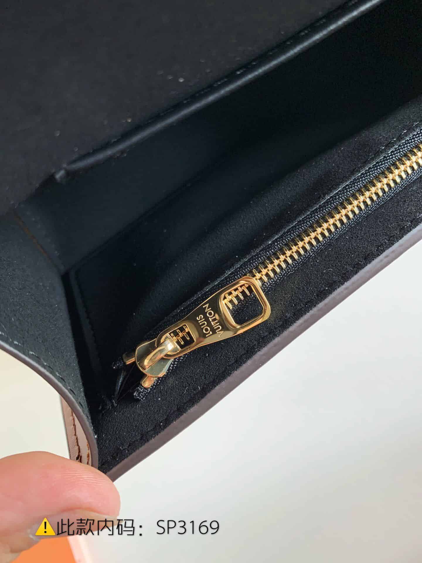 LV M68746 Dauphine 达芙妮链条包