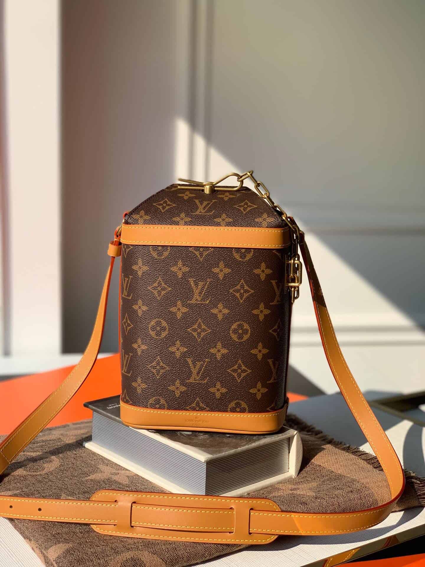 lvm44877milkbox手袋复古链条水桶斜挎包