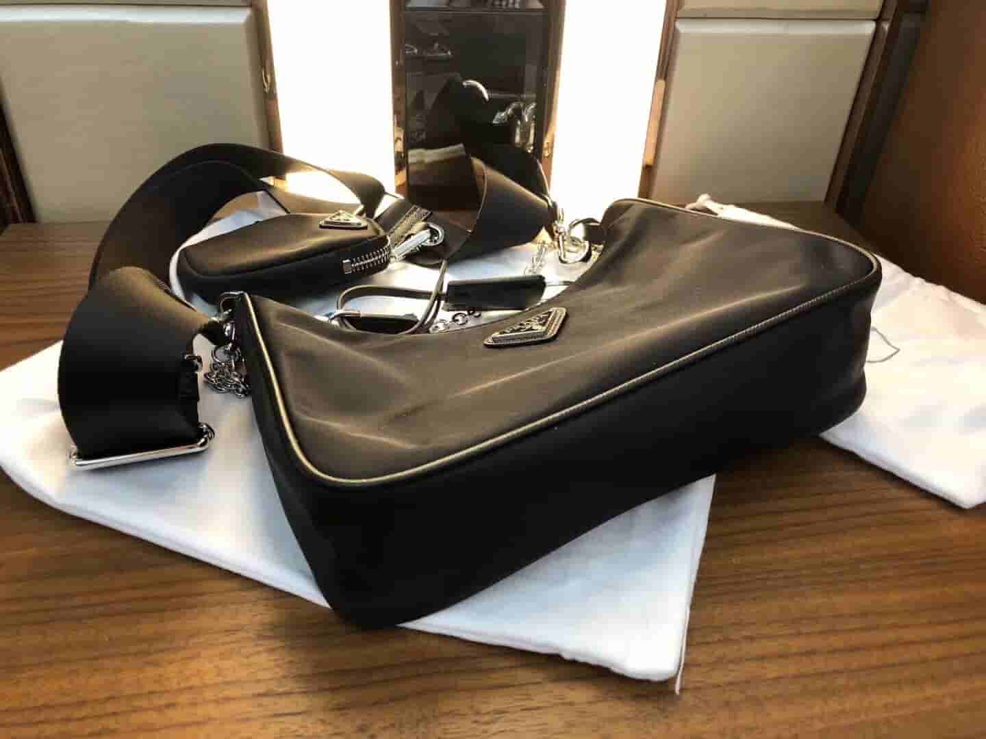 Prada/普拉达 新款HOBO 三合一链条包 尼龙腋下包半月包