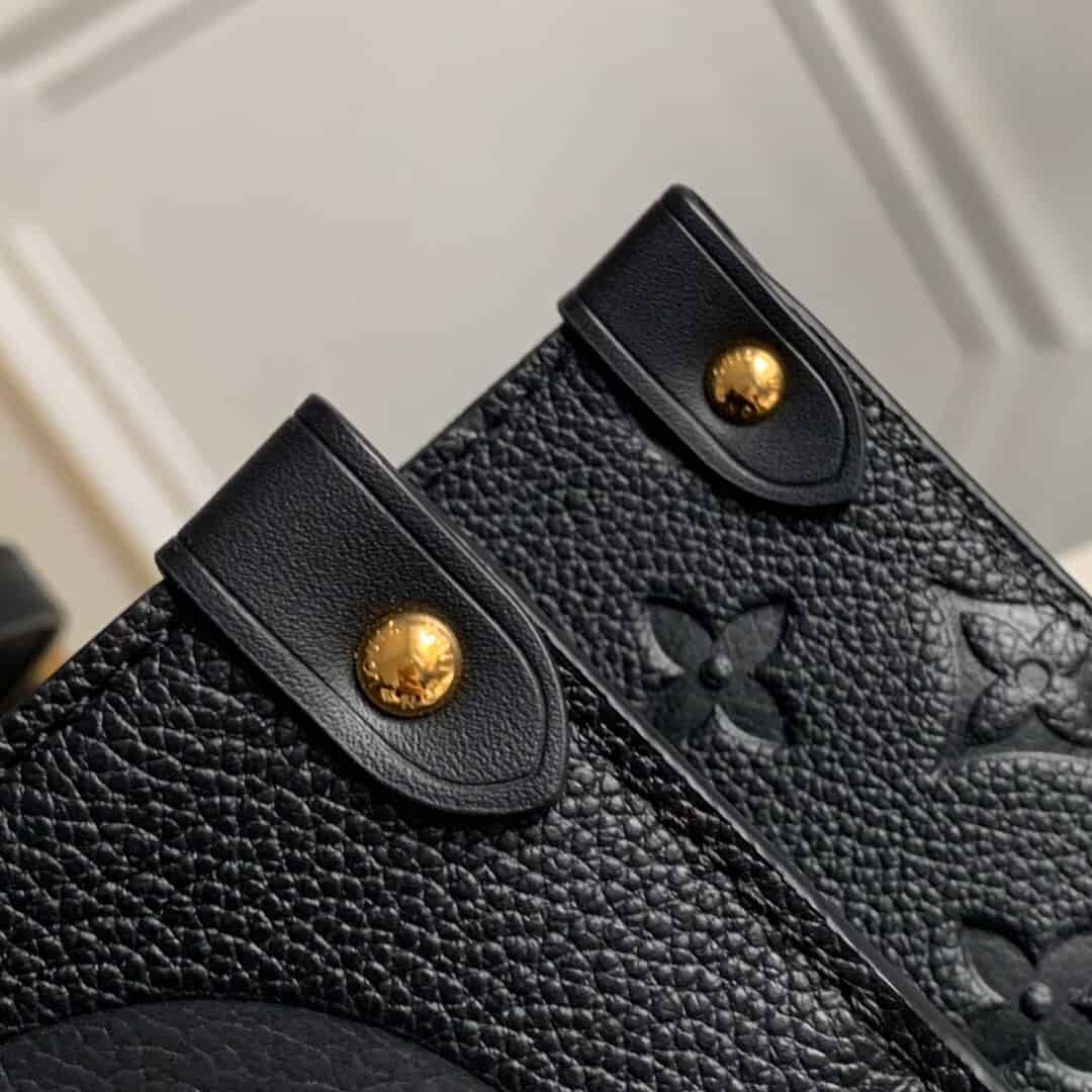 LV 2020年新款女士ONTHEGO压纹软牛皮手袋手提包 M44925