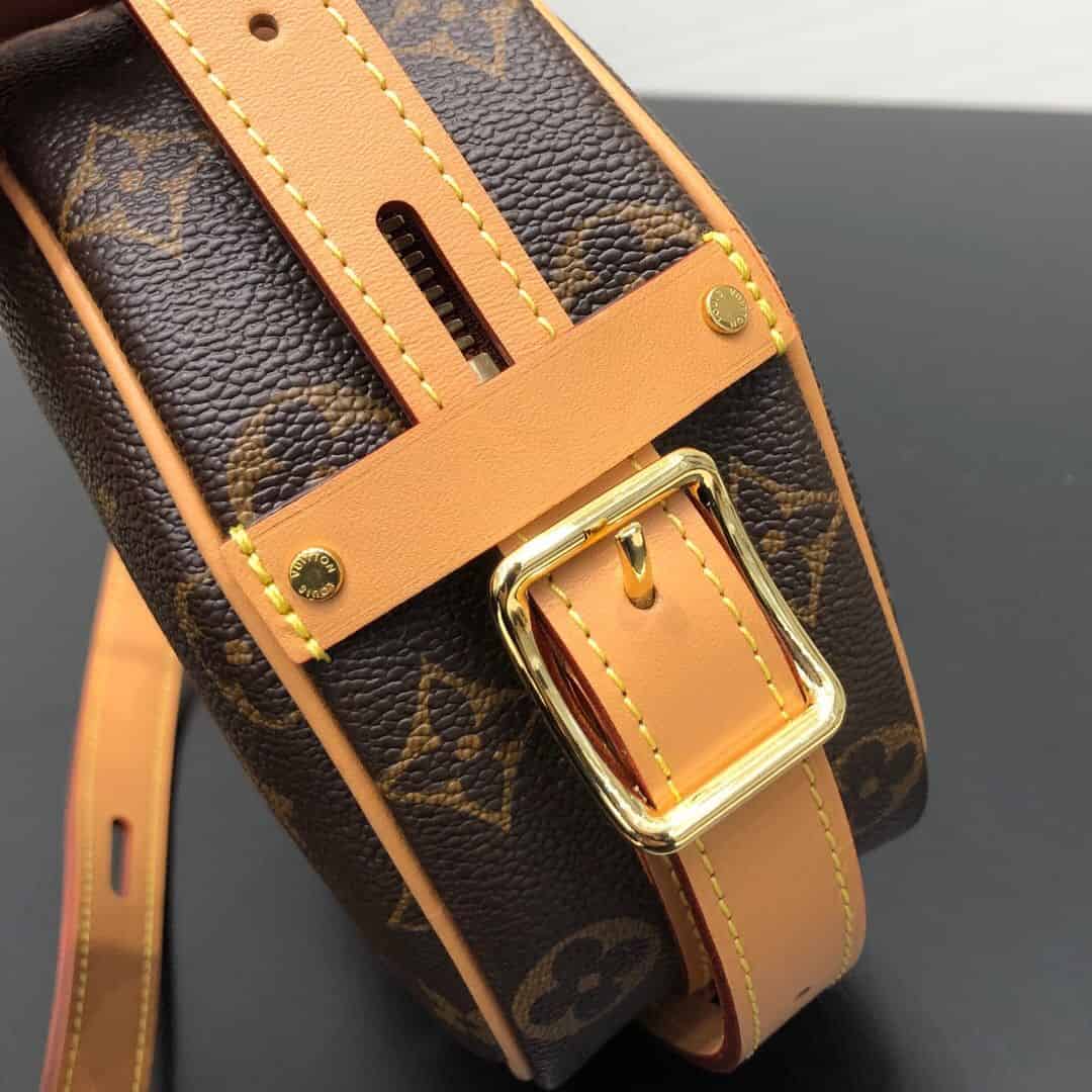 LV M45149 Boîte Chapeau Souple 小号手袋 软圆饼包