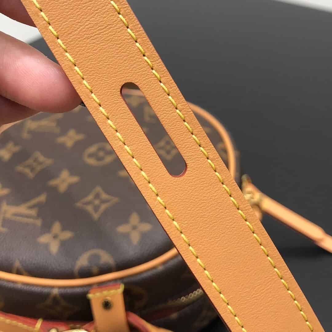 LV M45149 Boîte Chapeau Souple 小号手袋 软圆饼包