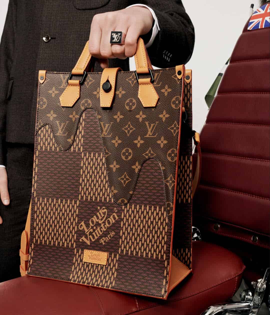 Louis Vuitton 刚刚释出2020早秋「LV²」系列的广告