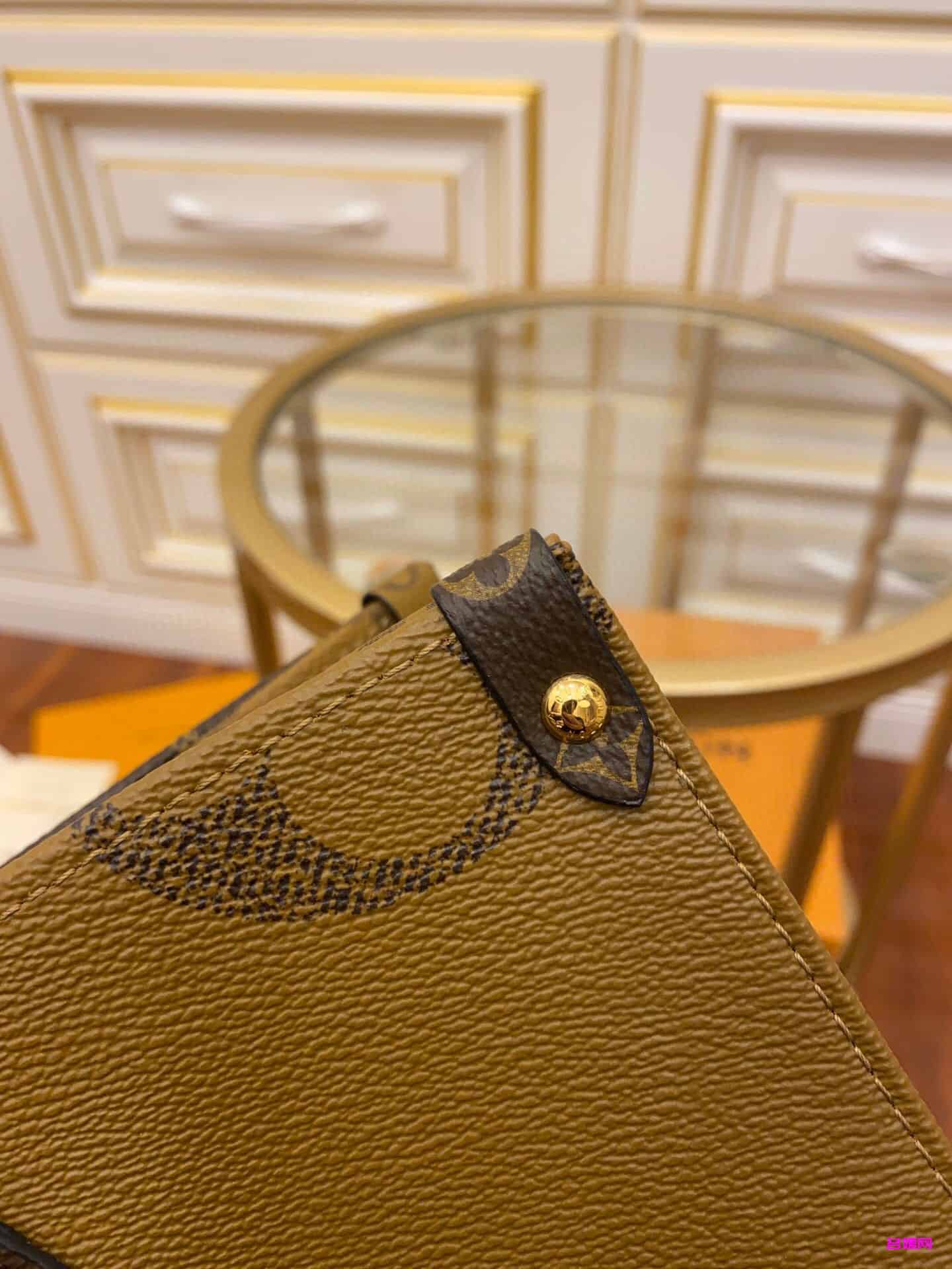 LV M45039 ONTHEGO小号手袋 大花tote购物袋托特包