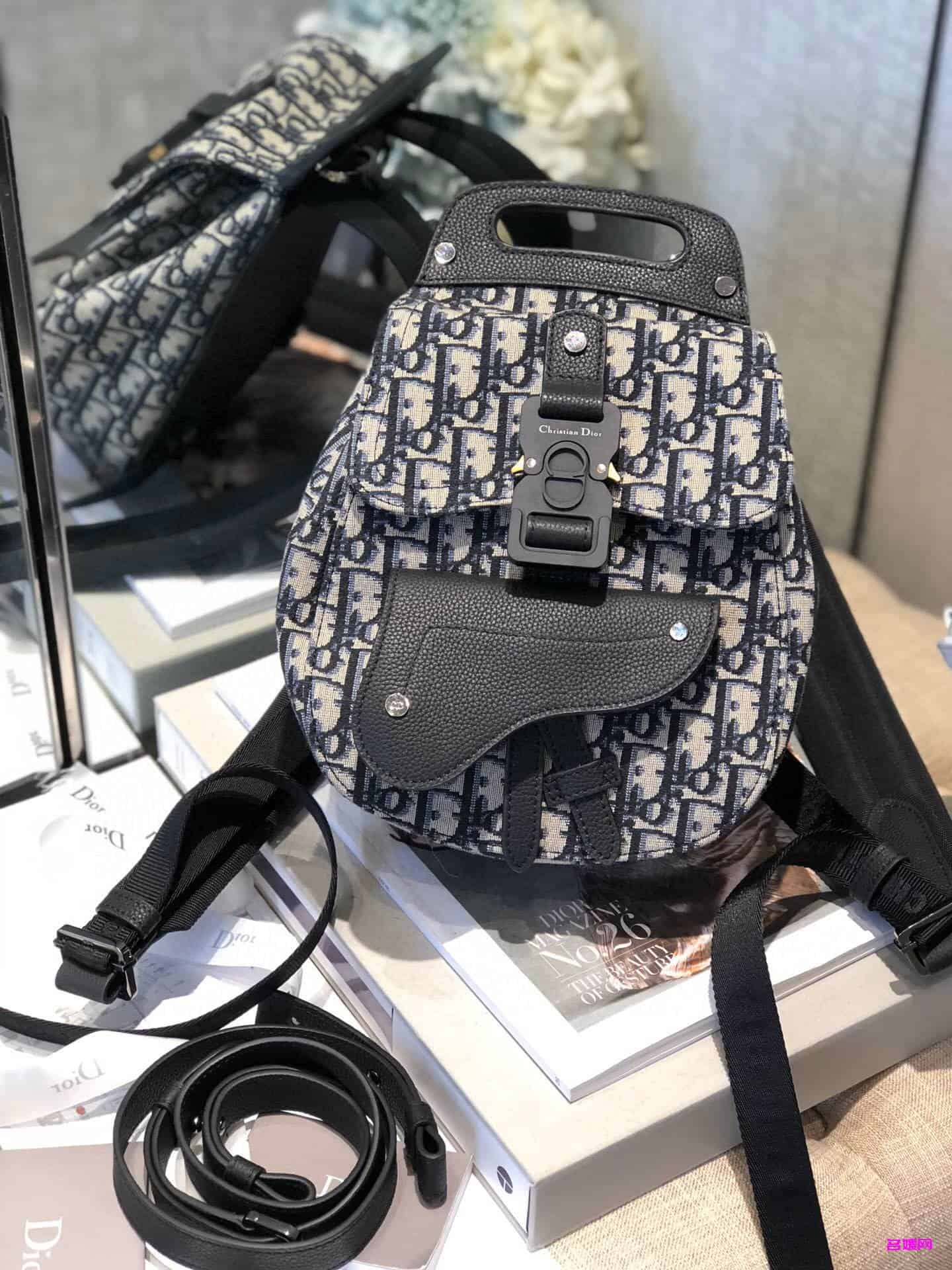 Dior/迪奥 Oblique海军蓝提花迷你马鞍包双肩背包 1ADBA086