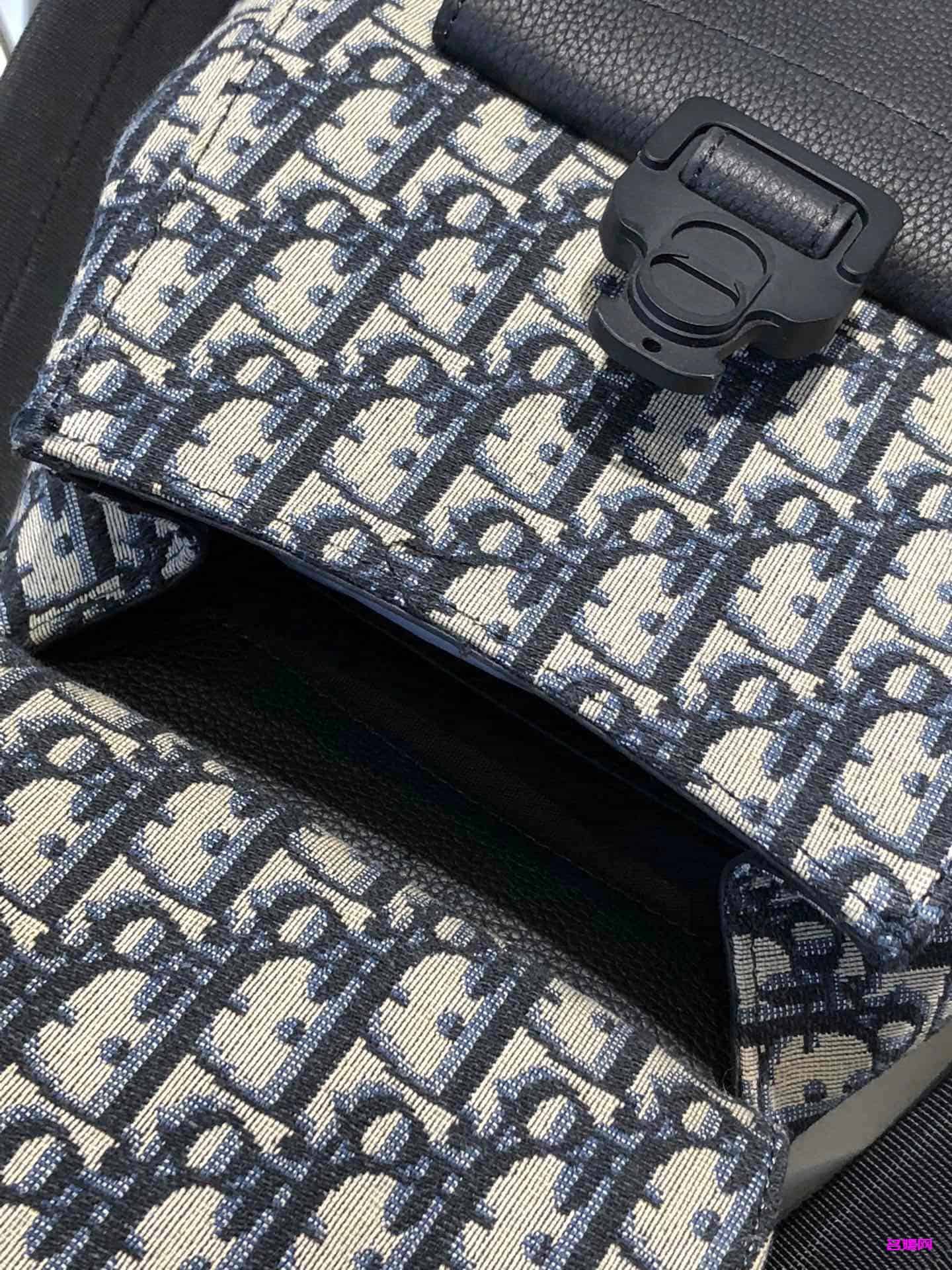 Dior/迪奥 Oblique海军蓝提花迷你马鞍包双肩背包 1ADBA086