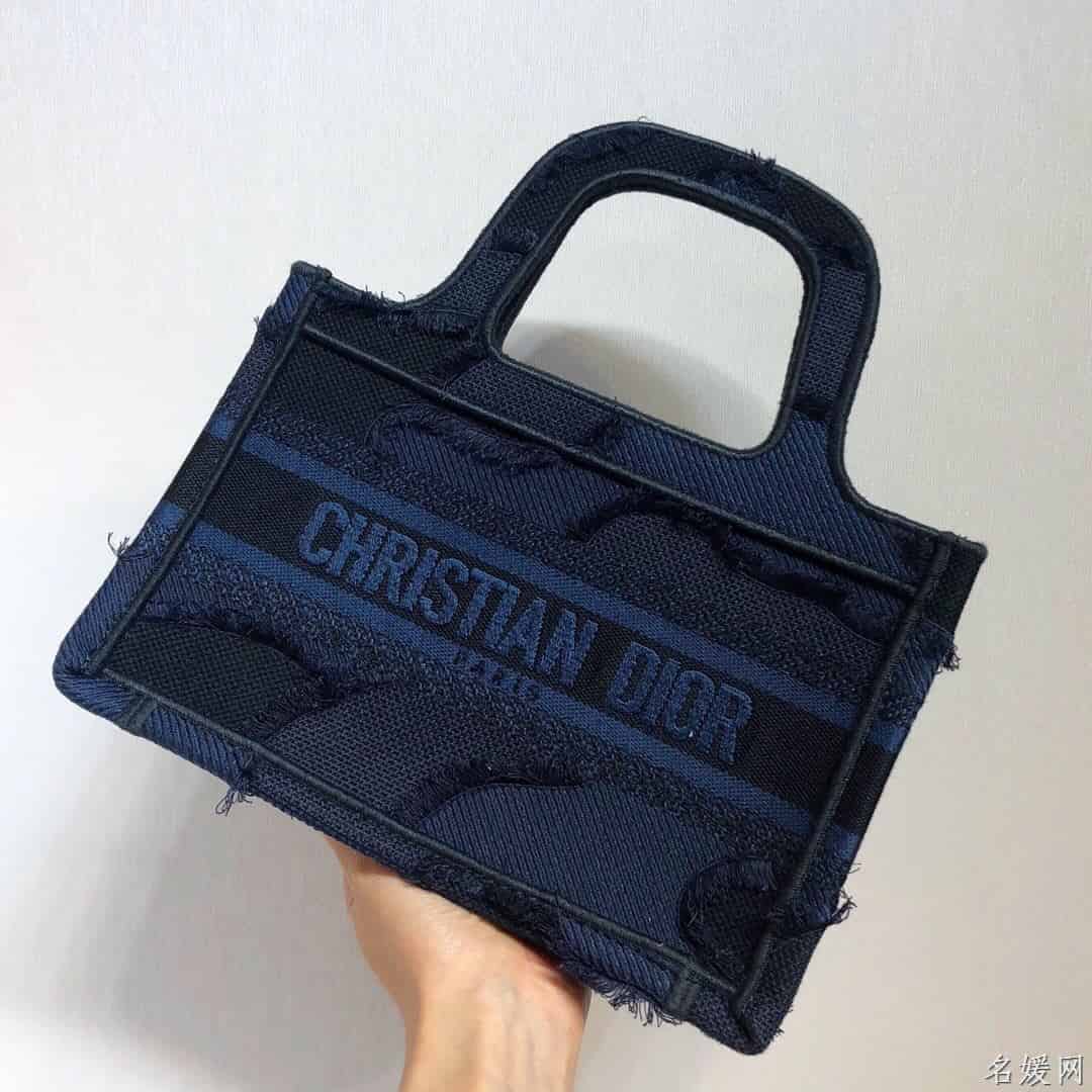 DIOR BOOK TOTE蓝色迷彩刺绣帆布托特包 M1271ZWAH_M928