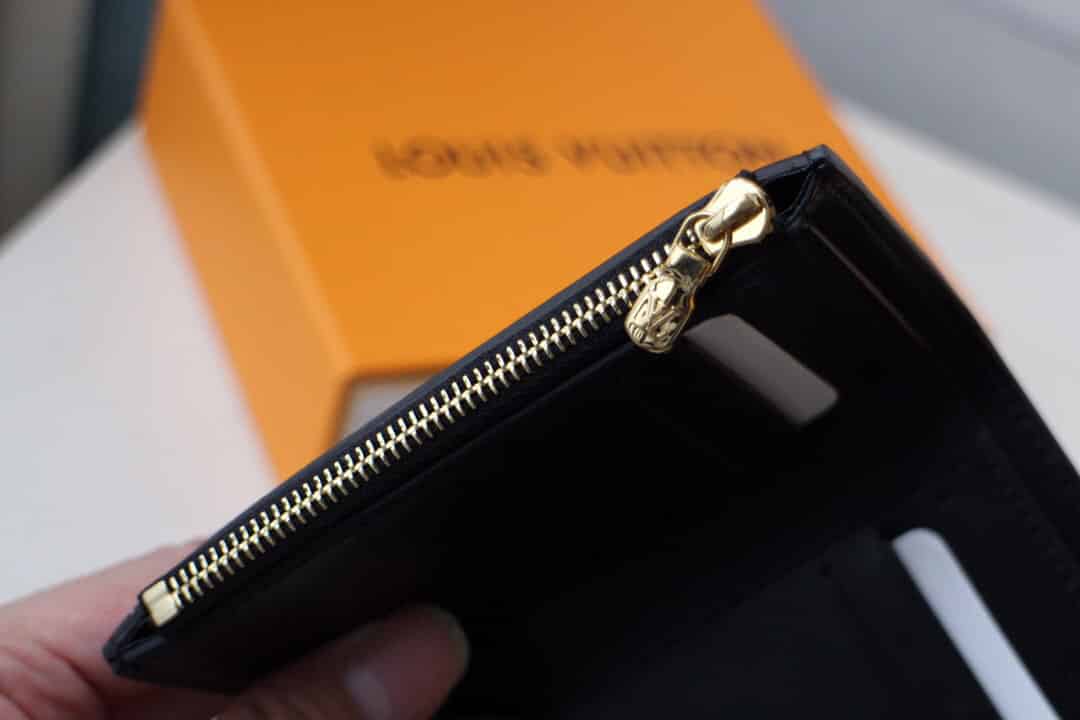 LV M68725 Dauphine达芙妮翻盖短款钱夹钱包