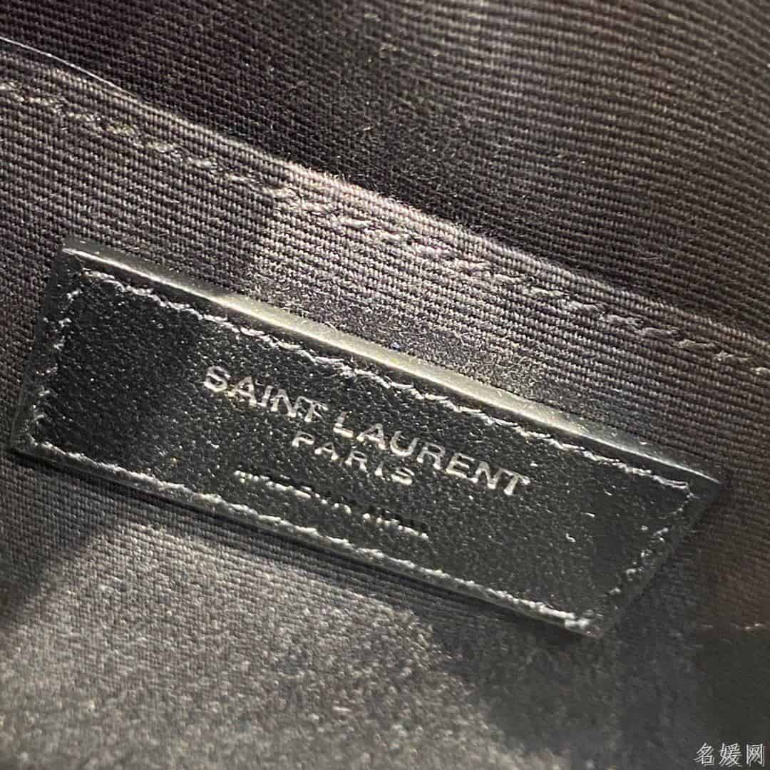YSL/圣罗兰 VINYLE V形纹绗缝光滑皮革圆形相机包 610436