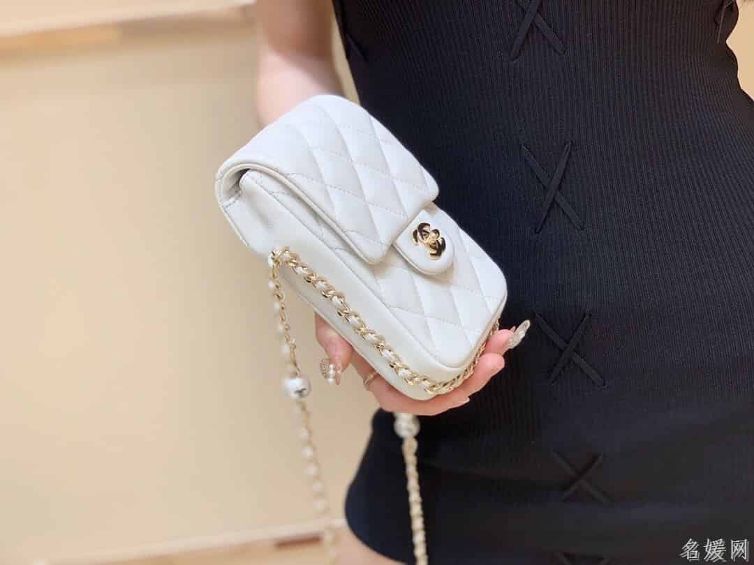 Chanel/香奈儿 2020新款珍珠字母手机包 AS1624