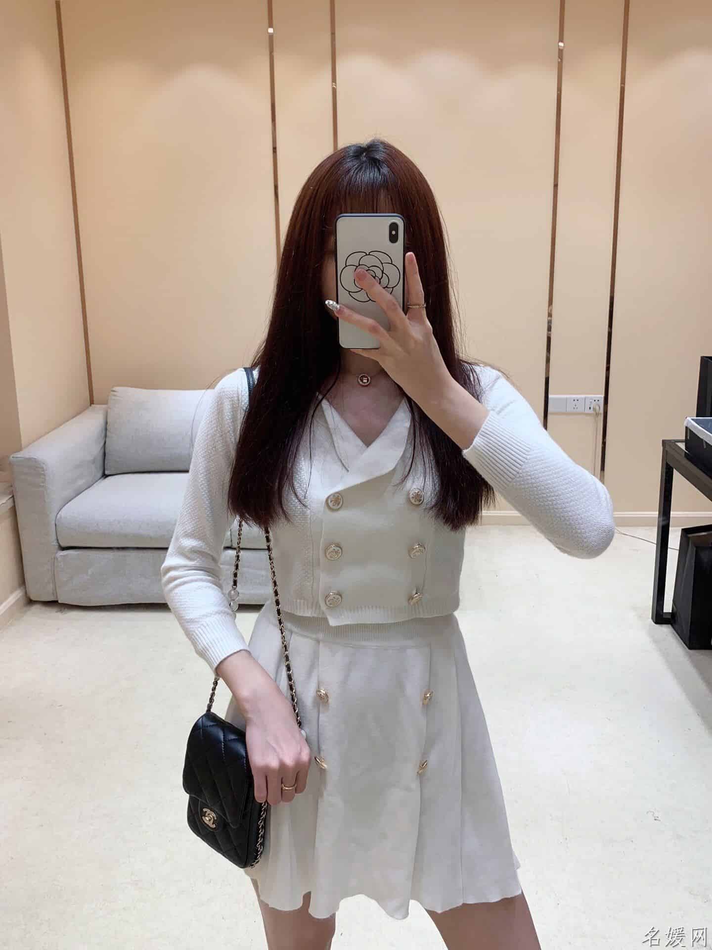 Chanel/香奈儿 2020新款珍珠字母手机包 AS1624