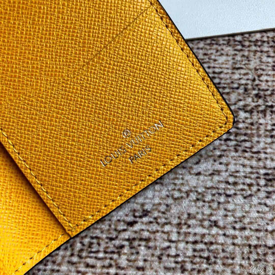 LV 2020限量版徽章新款口袋钱夹 M69250