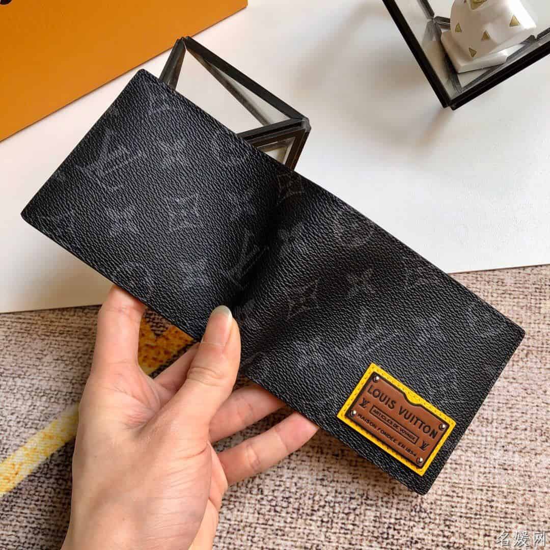 LV 2020限量版徽章新款Multiple钱夹 M69253