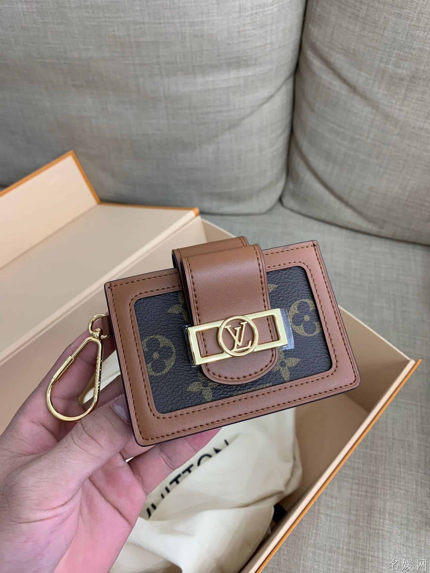 LV Dauphine达芙妮钱夹卡片套 M68751