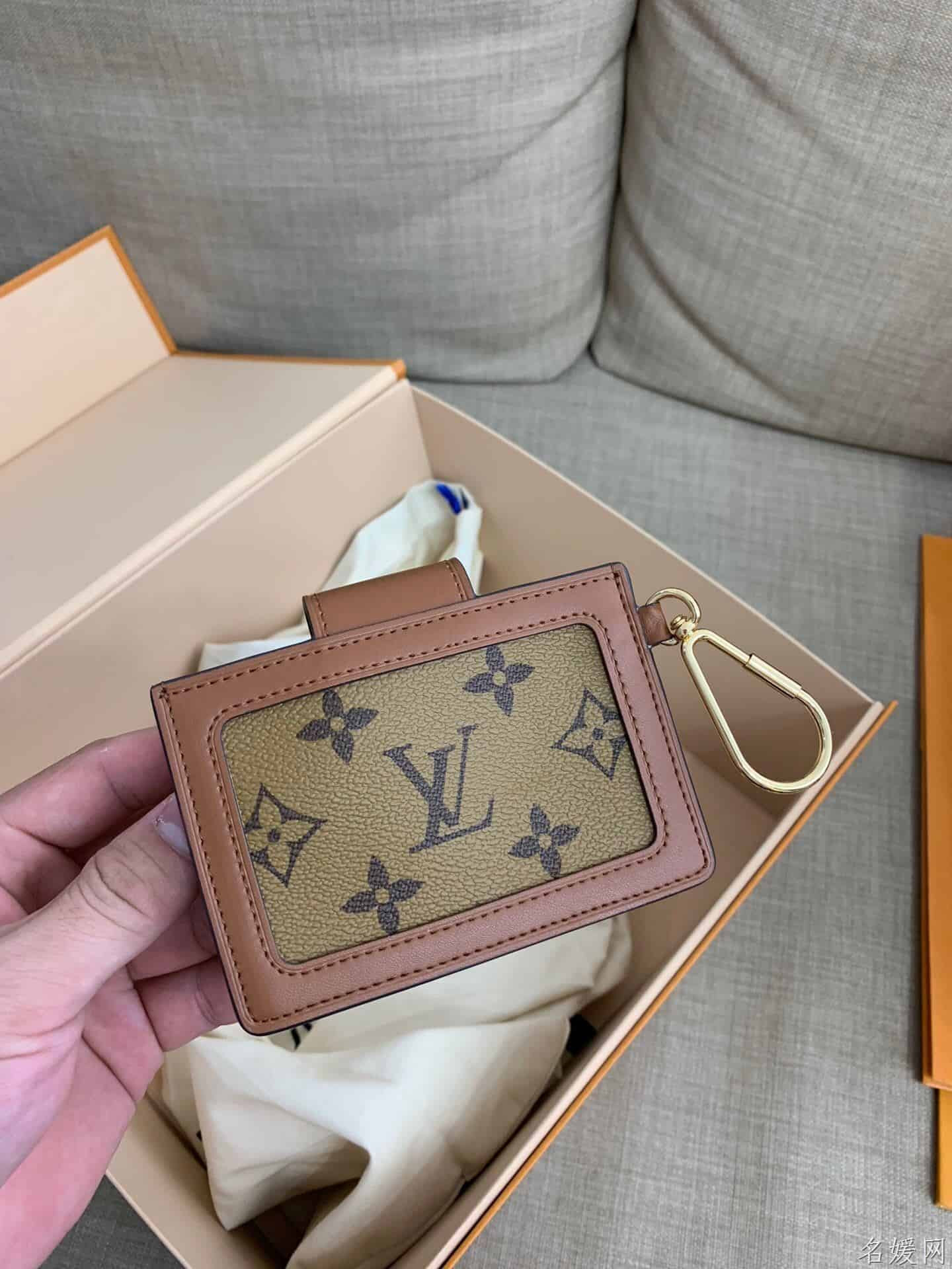 LV Dauphine达芙妮钱夹卡片套 M68751