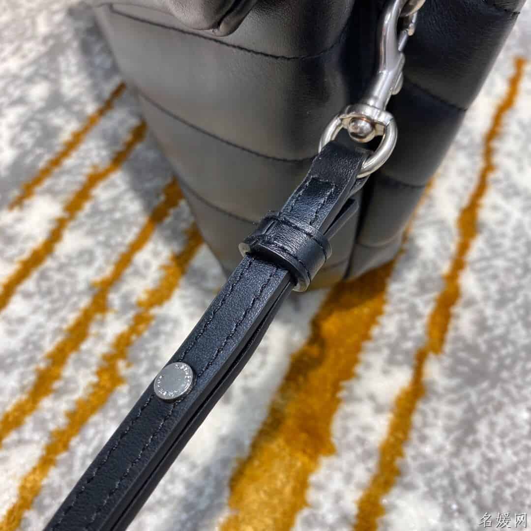 【原厂皮】YSL Y形绗缝LOULOU迷你号斜挎包 467072