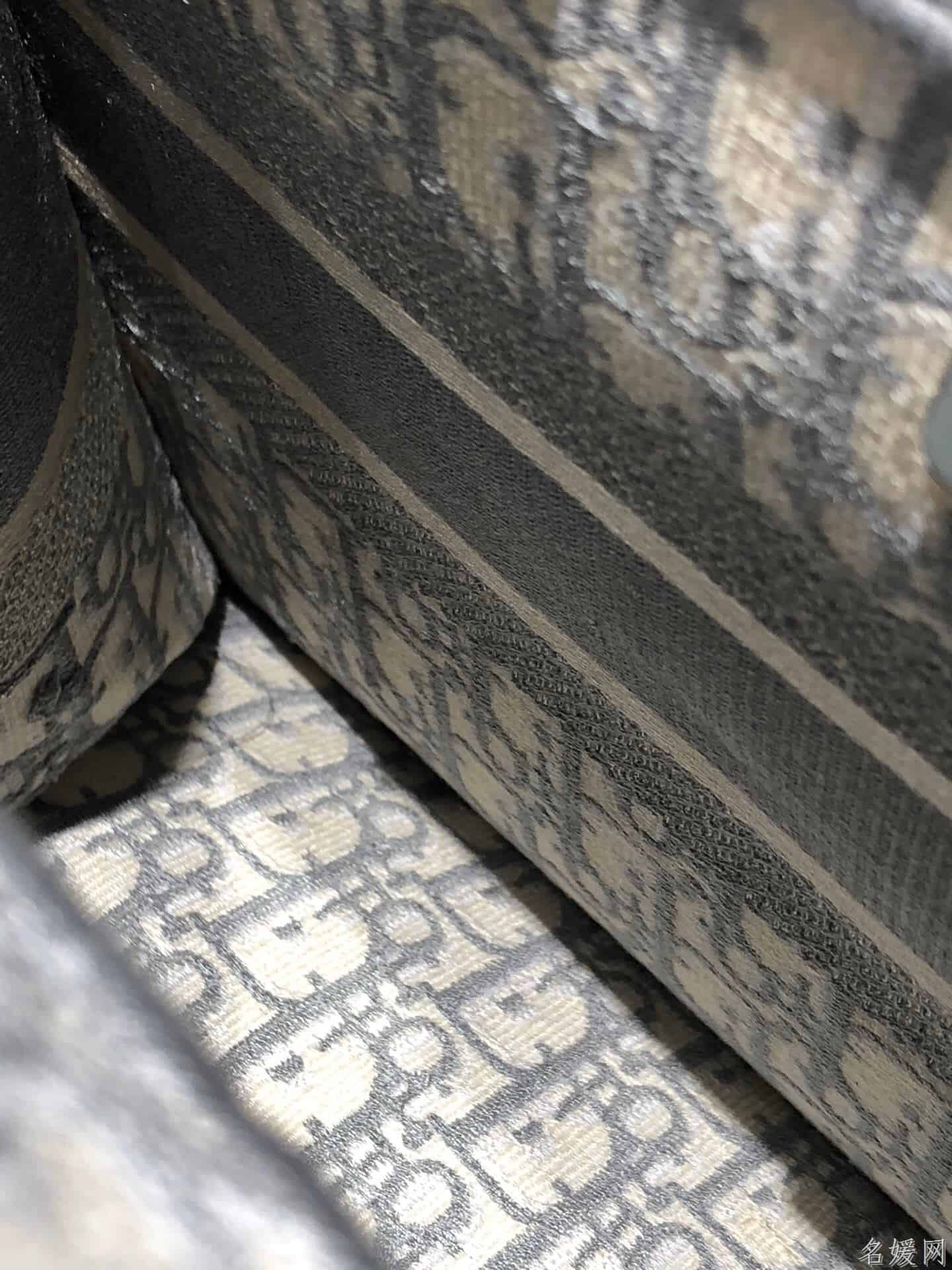 Dior/迪奥 小号灰色OBLIQUE 印花 BOOK TOTE托特包