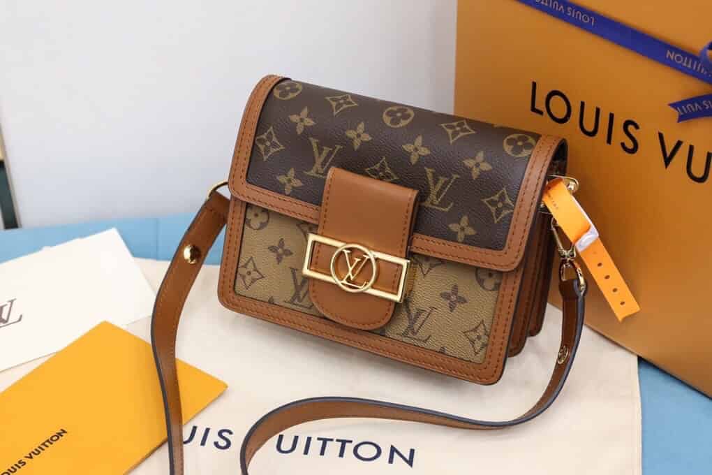 Louis Vuitton Dauphine Reverse - 4 For Sale on 1stDibs