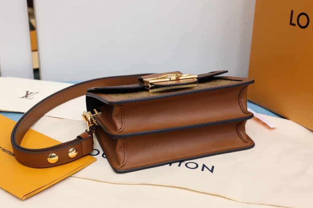 LV M44580 MINI Dauphine 达芙妮单肩斜挎包