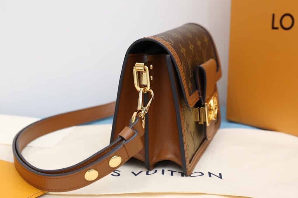 LV M44580 MINI Dauphine 达芙妮单肩斜挎包