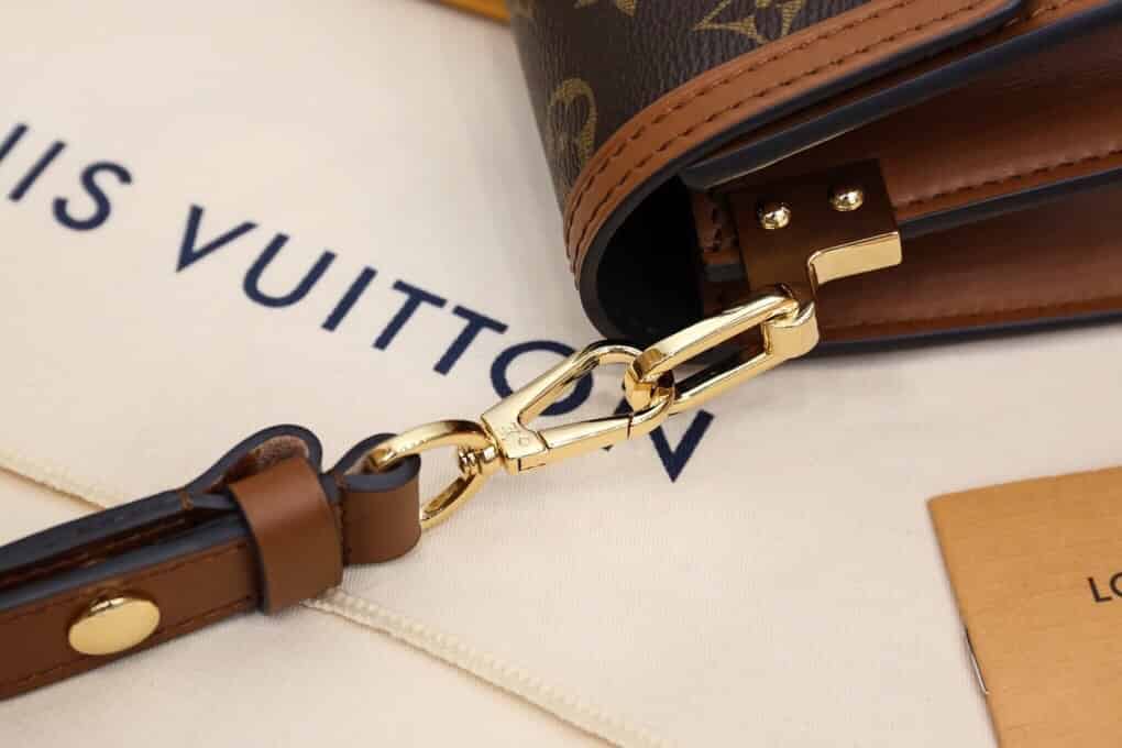 LV M44580 MINI Dauphine 达芙妮单肩斜挎包