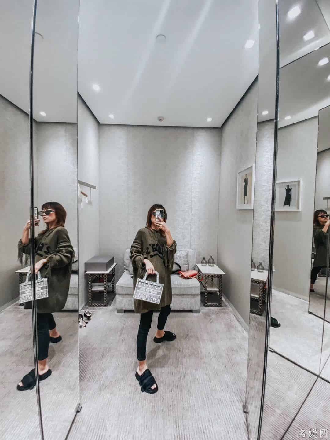 Dior灰色帆布OBLIQUE图案刺绣BOOK TOTE迷你托特包