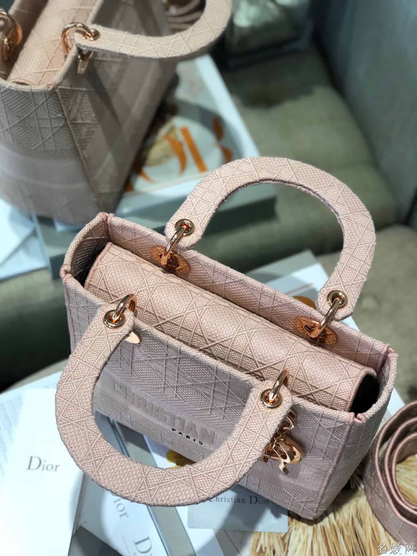 Dior/迪奥 中号玫瑰粉色刺绣藤格纹Lady D-Lite戴妃包 M957