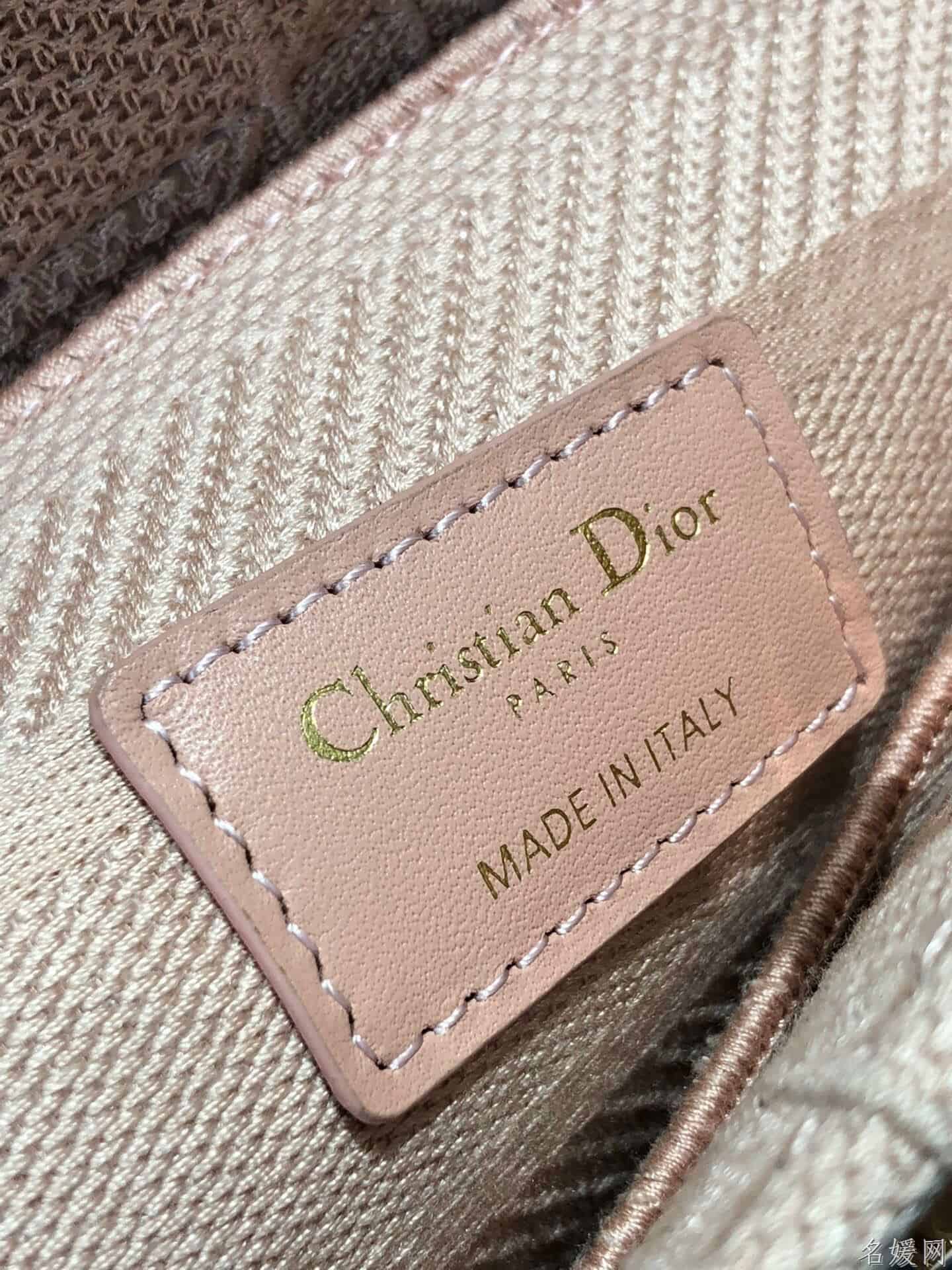 Dior/迪奥 中号玫瑰粉色刺绣藤格纹Lady D-Lite戴妃包 M957