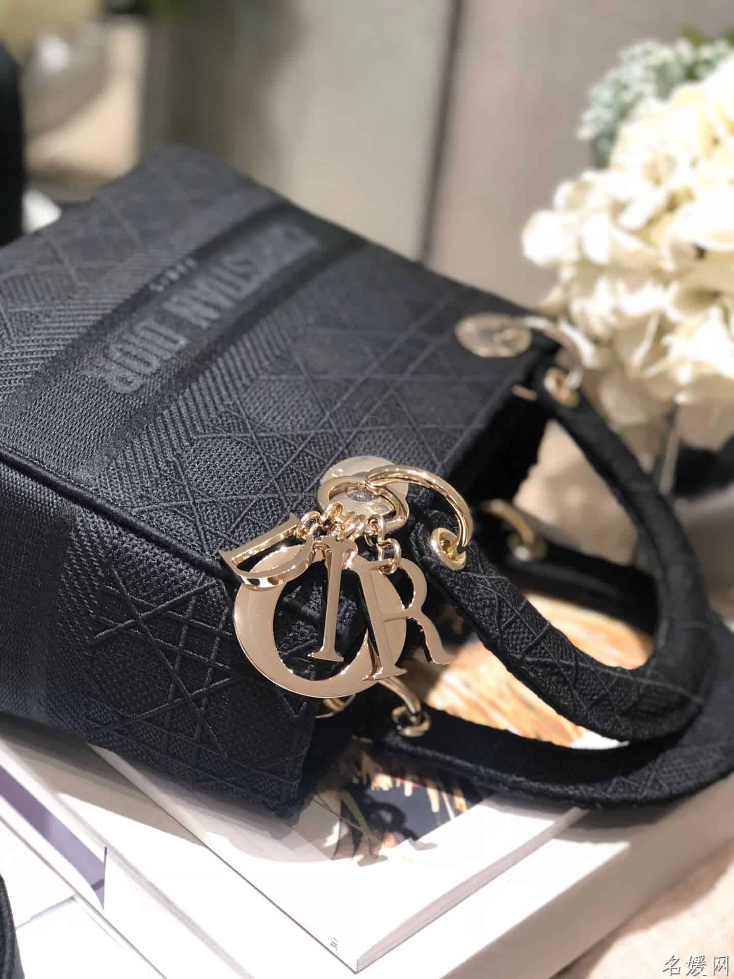 Dior/迪奥 中号黑色刺绣藤格纹Lady D-Lite戴妃包 M989