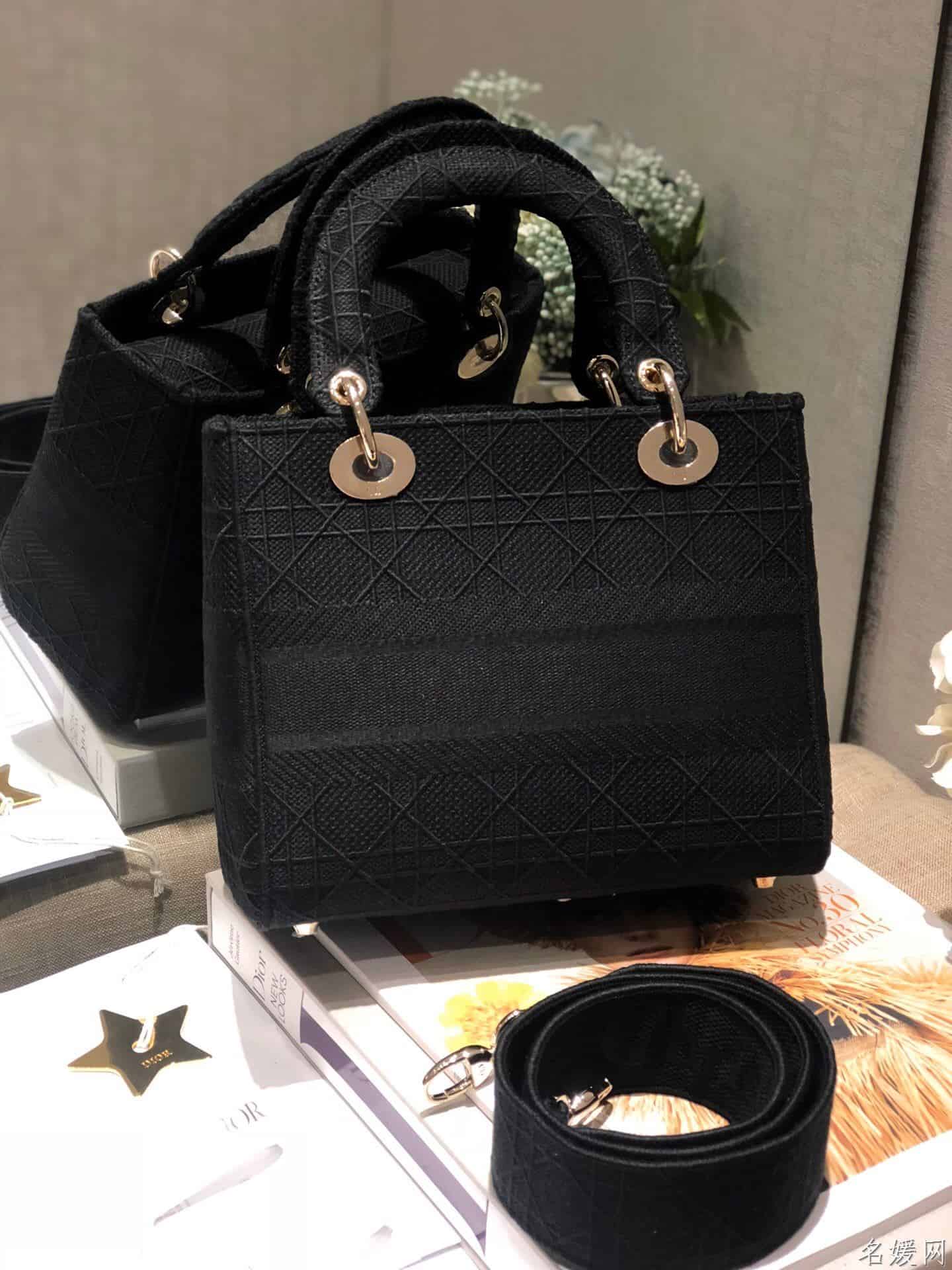 Dior/迪奥 中号黑色刺绣藤格纹Lady D-Lite戴妃包 M989