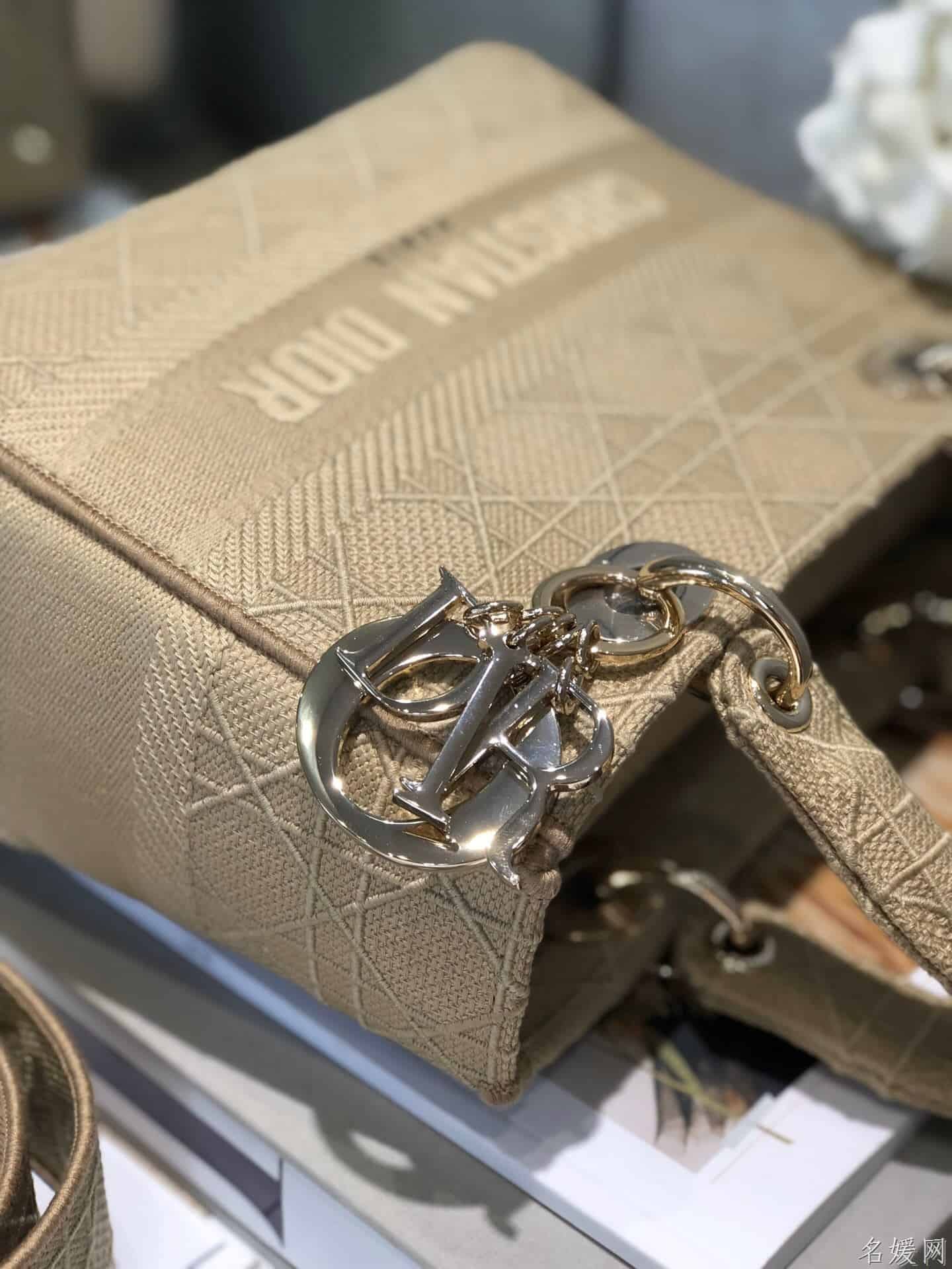 Dior/迪奥 中号米色刺绣藤格纹Lady D-Lite戴妃包 M919