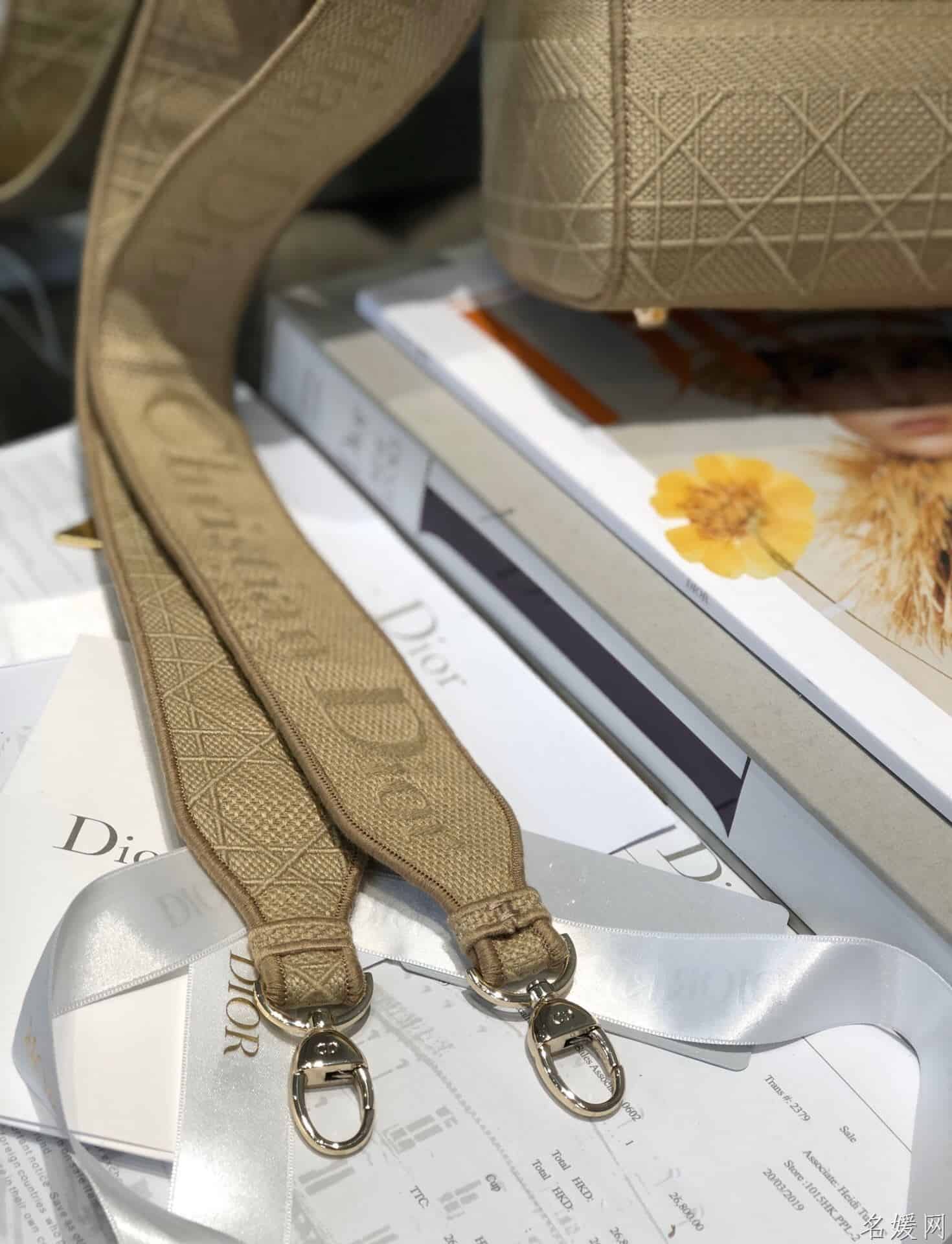 Dior/迪奥 中号米色刺绣藤格纹Lady D-Lite戴妃包 M919